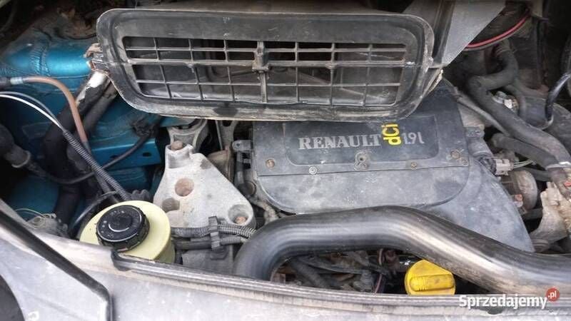 Używany Renault Trafic 100 KM (73 kW) 2004 Niebieski Minivan