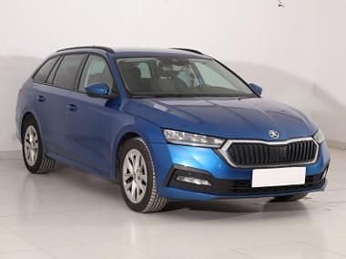 Niebieski Używany 2022 Skoda Octavia Kombi | 64 999 zł (Uczciwa cena) - Obraz 1/4