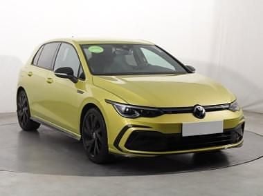 Żółty Używany 2023 VW Golf VIII Hatchback | 115 999 zł (Drogi) - Obraz 1/4