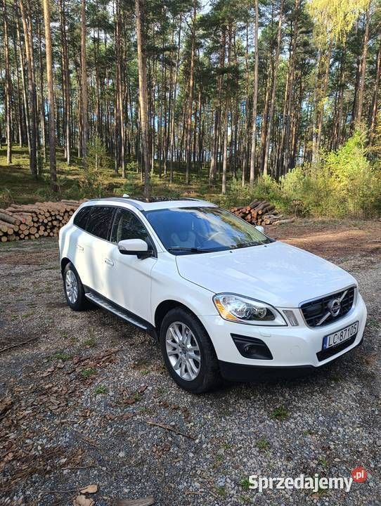 Używany 2010 Volvo XC60 SUV | 46 900 zł (Dobra cena) - Obraz 1/4