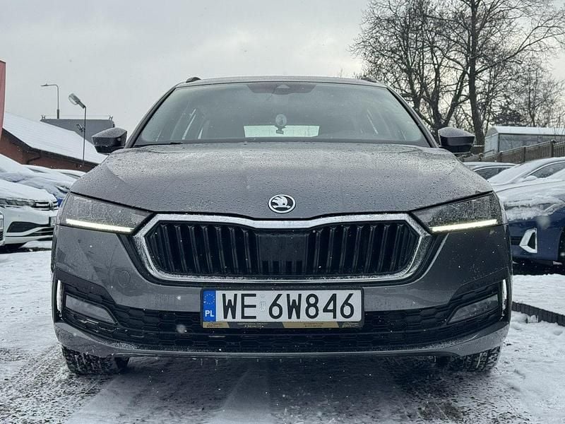 Używany Skoda Octavia 115 KM (84 kW) 2022 Szary (metalik) Kombi