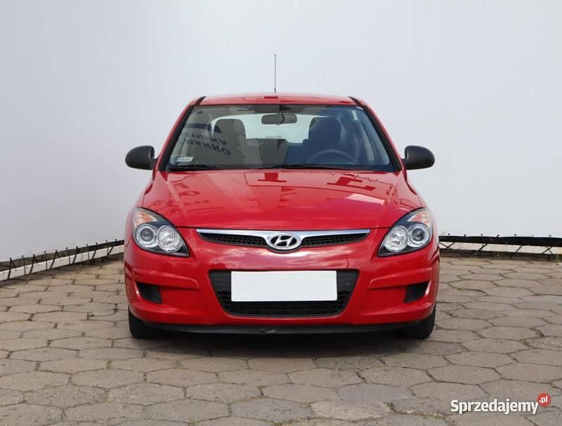 Czerwony Używany 2010 Hyundai i30 Hatchback | 19 999 zł (Dość drogi) - Obraz 1/4
