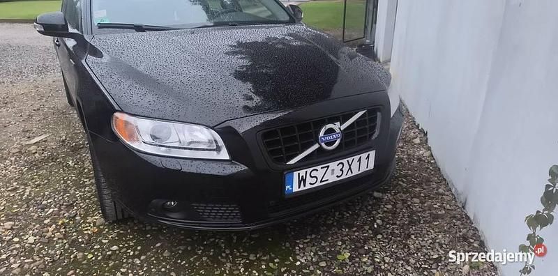 Używany Volvo V70 170 KM (125 kW) 2009 Czarny Kombi