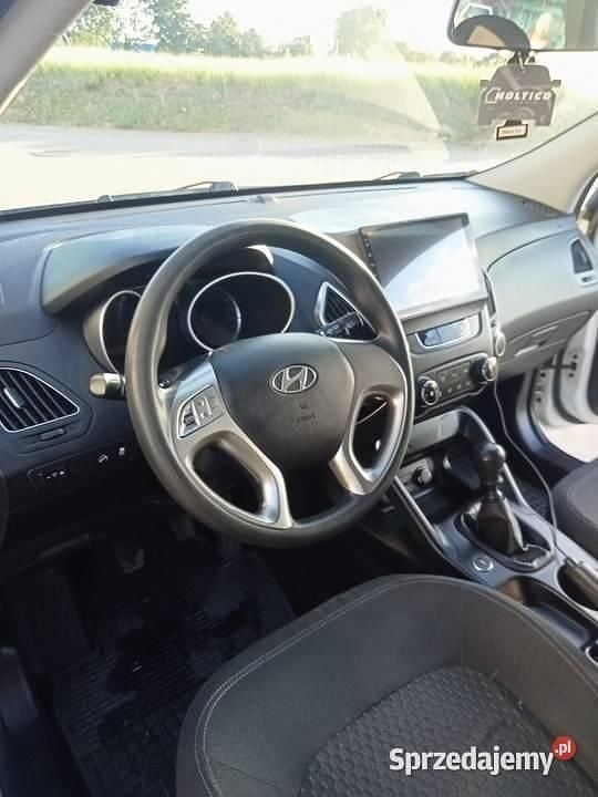 Biały Używany 2012 Hyundai ix35 SUV | 36 000 zł (Uczciwa cena) - Obraz 1/4