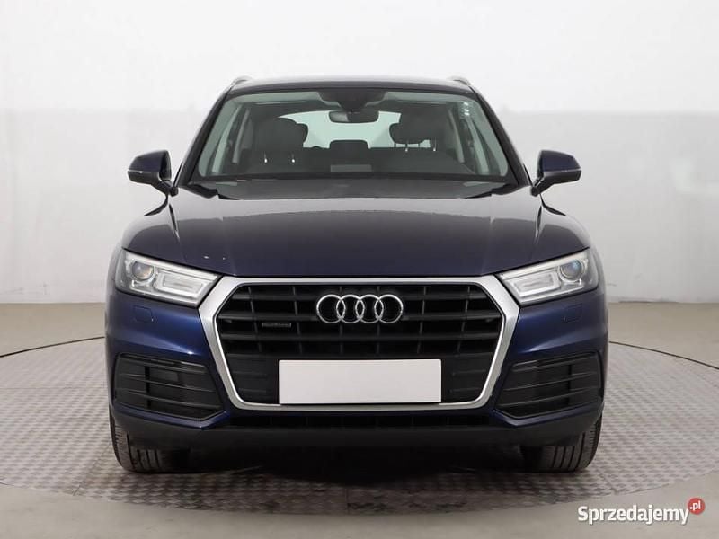 Niebieski Używany 2018 Audi Q5 SUV | 98 499 zł (Uczciwa cena) - Obraz 1/4