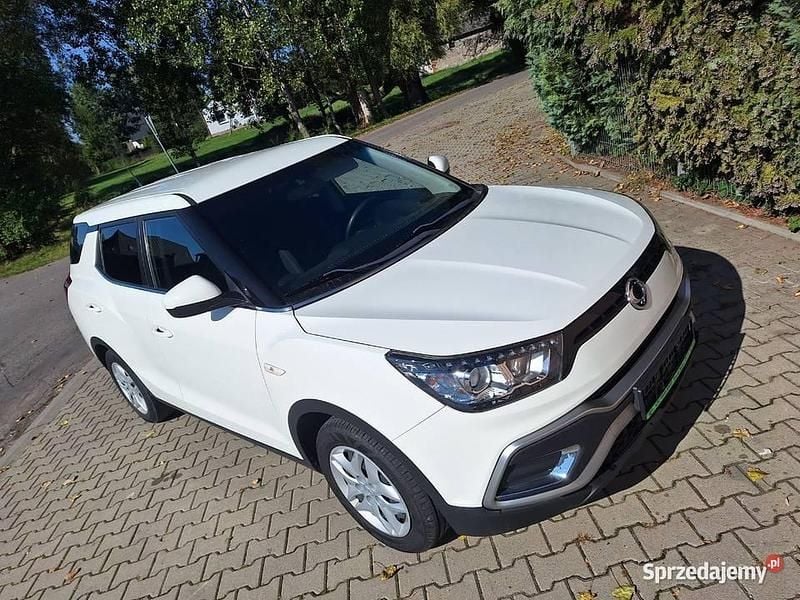 Używany Ssangyong (KGM) XLV 128 KM (94 kW) 2017 Biały SUV