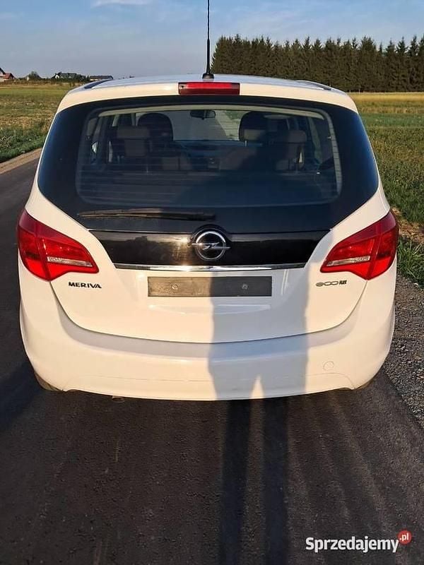 Używany 2017 Opel Meriva Minivan | 23 500 zł (Uczciwa cena) - Obraz 1/4