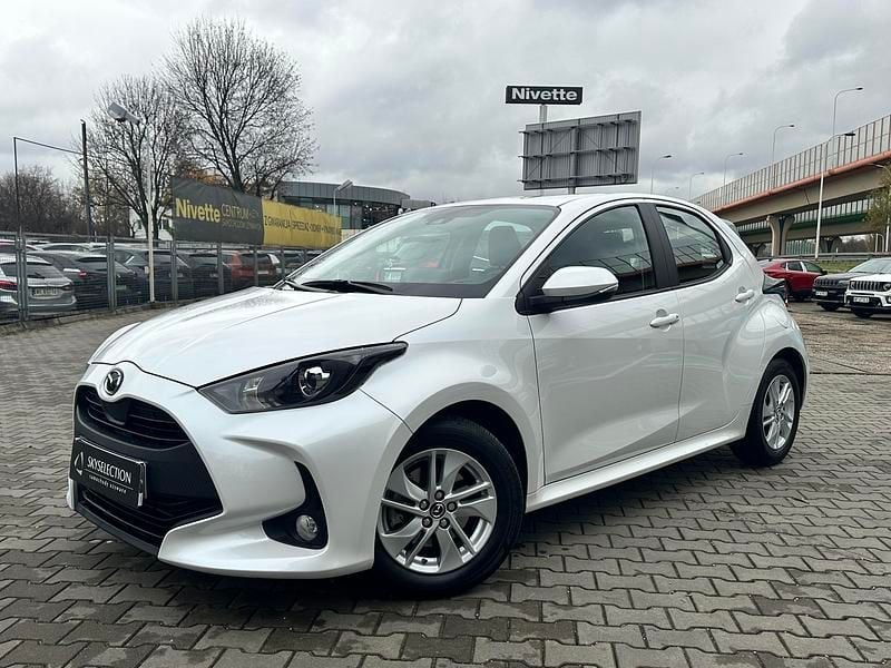 Używany Mazda 2 116 KM (85 kW) 2023 Northern white pearl Hatchback