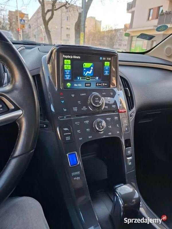 Używany Opel Ampera 111 kW (151 KM) 2012 Hatchback