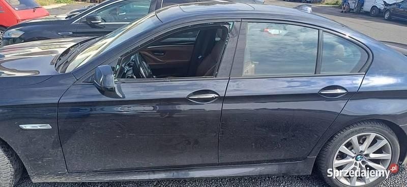 Używany BMW 550 695 KM (511 kW) 2011