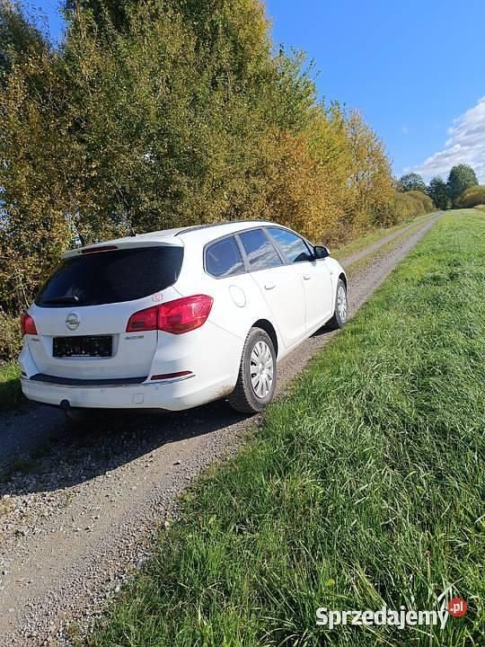 Używany 2013 Opel Astra | 14 000 zł (Uczciwa cena) - Obraz 1/4