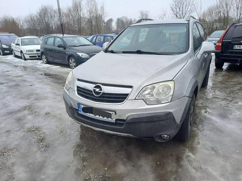 Używany Opel Antara 150 KM (110 kW) 2007 Srebrny (metalik) SUV