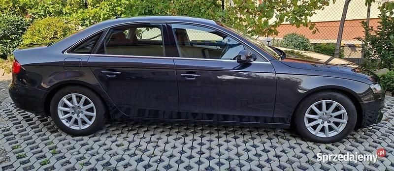 Grafitowy Używany 2011 Audi A4 Sedan/Limuzyna | 30 900 zł (Dobra cena) - Obraz 1/4