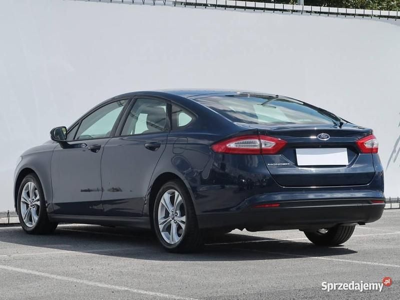 Używany Ford Mondeo 2018 Niebieski Hatchback