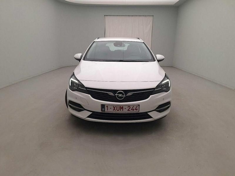 Biały Używany 2020 Opel Astra Elegance Kombi | 35 000 zł (Super Cena) - Obraz 1/4