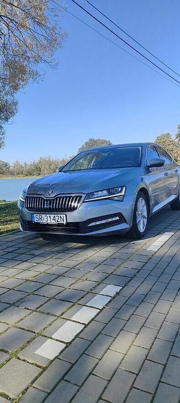Szary Używany 2020 Skoda Superb Ambition Sedan/Limuzyna | 76 500 zł (Uczciwa cena) - Obraz 1/4