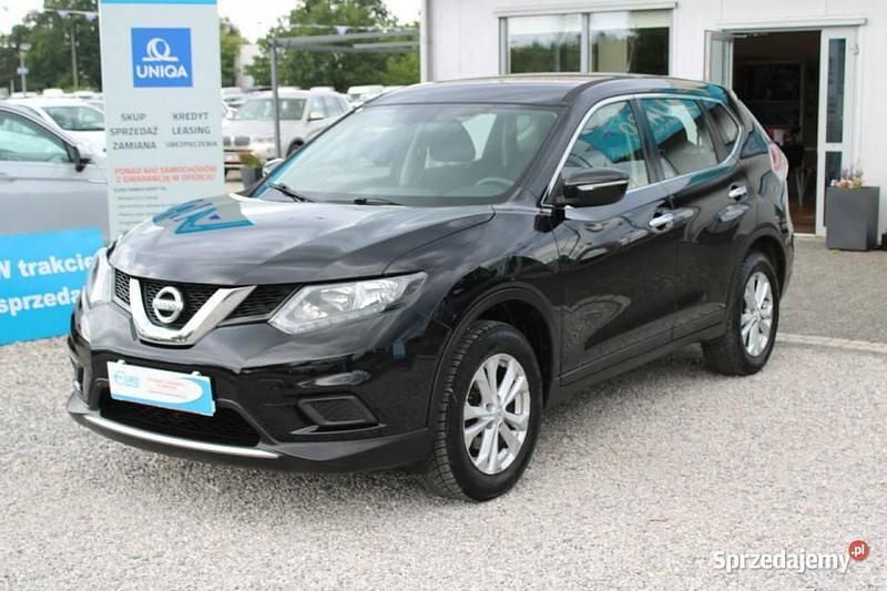 Czarny Używany 2016 Nissan X-Trail SUV | 45 900 zł (Super Cena) - Obraz 1/4