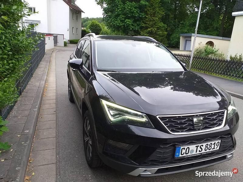 Czarny Używany 2016 Seat Ateca 4Drive SUV | 57 500 zł (Dość drogi) - Obraz 1/4
