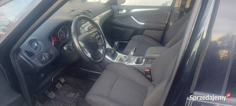 Używany Ford S-MAX S 145 KM (106 kW) 2007 Minivan