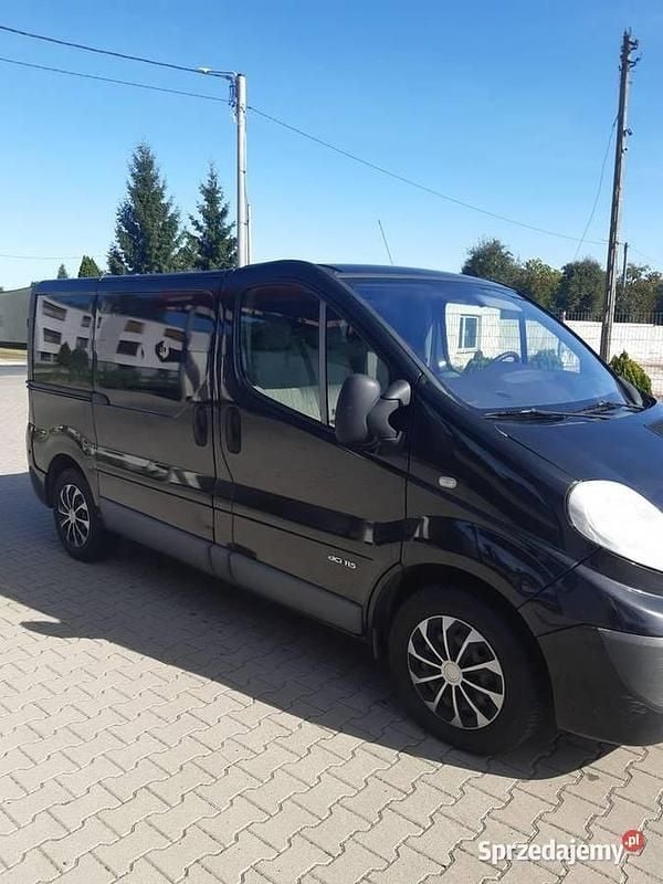 Czarny Używany 2013 Nissan Primastar Minivan | 22 900 zł - Obraz 1/4