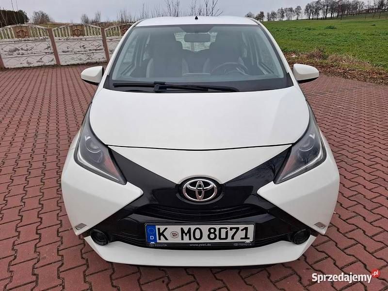 Używany Toyota Aygo 69 KM (50 kW) 2016 Hatchback