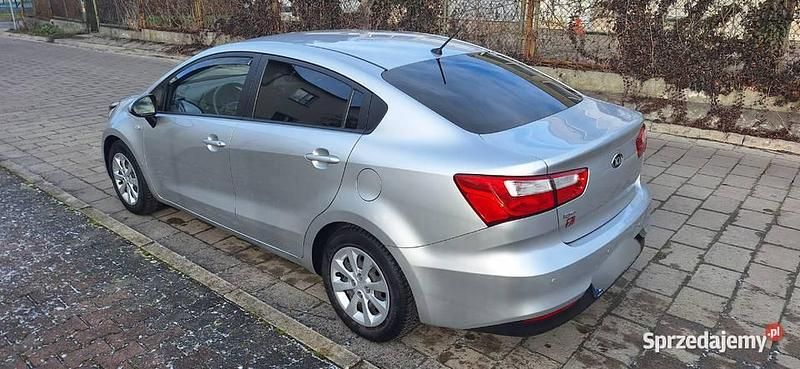 Używany Kia Rio 84 KM (61 kW) 2017 Sedan/Limuzyna