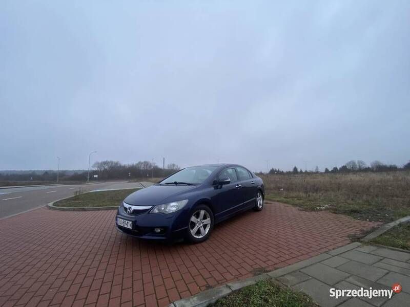 Granatowy Używany 2010 Honda Civic Sedan/Limuzyna | 21 000 zł (Uczciwa cena) - Obraz 1/4