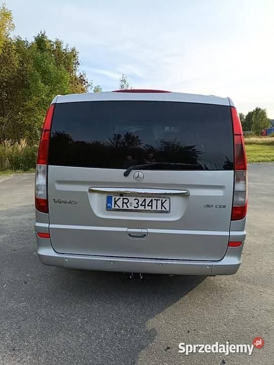 Używany Mercedes Viano 2006 Srebrny Minivan