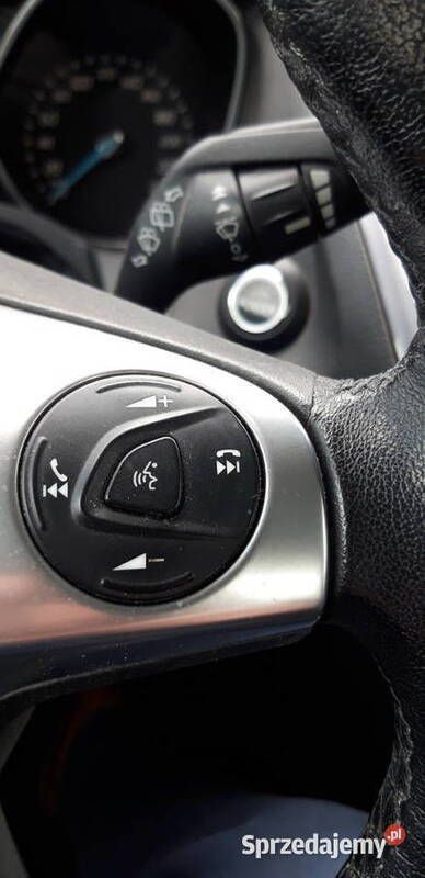 Używany Ford Focus 2013 Grafitowy Hatchback