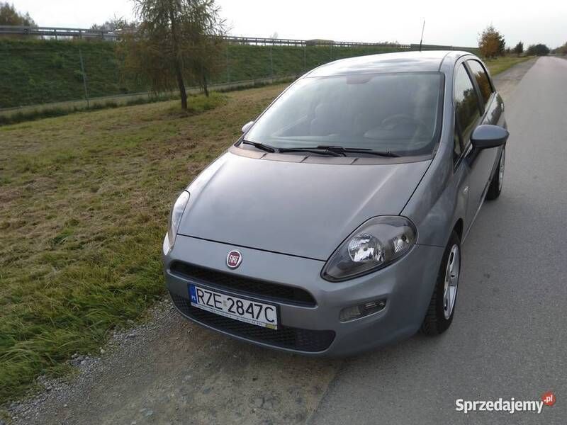 Srebrny Używany 2013 Fiat Punto Hatchback | 21 900 zł (Uczciwa cena) - Obraz 1/4
