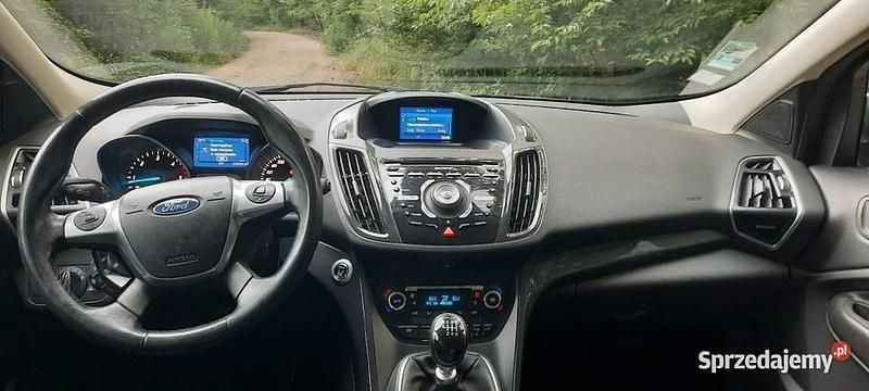 Szary Używany 2014 Ford Kuga Titanium SUV | 44 000 zł (Uczciwa cena) - Obraz 1/4