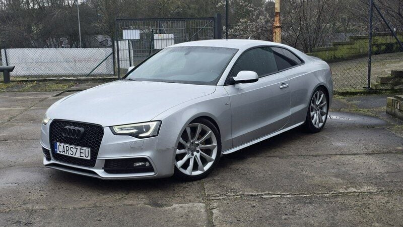 Srebrny (metalik) Używany 2014 Audi A5 Design Coupe | 56 900 zł (Super Cena) - Obraz 1/4
