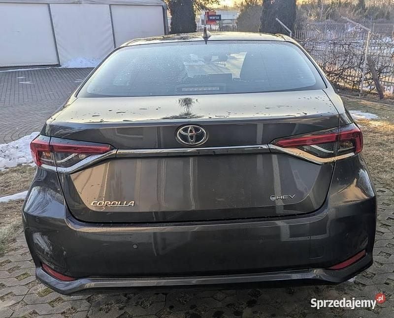 Używany Toyota Corolla 140 KM (102 kW) 2025 Grafitowy Sedan/Limuzyna