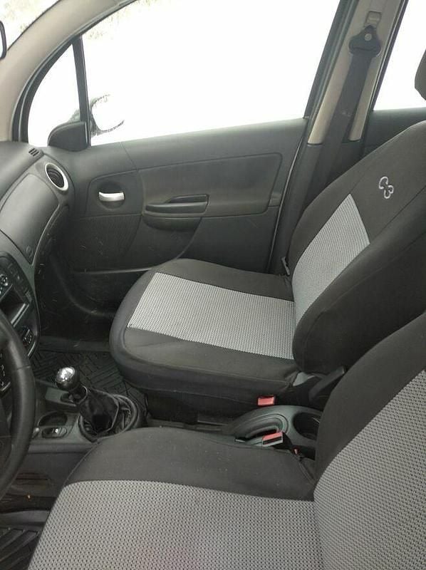 Używany Citroën C3 2008 Srebrny Hatchback