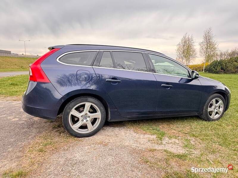 Używany 2012 Volvo V60 Kombi | 38 000 zł (Uczciwa cena) - Obraz 1/4