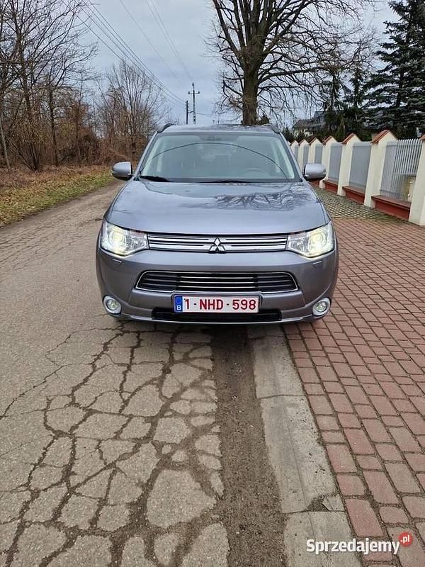 Używany 2009 Mitsubishi Outlander Instyle SUV | 49 900 zł - Obraz 1/4