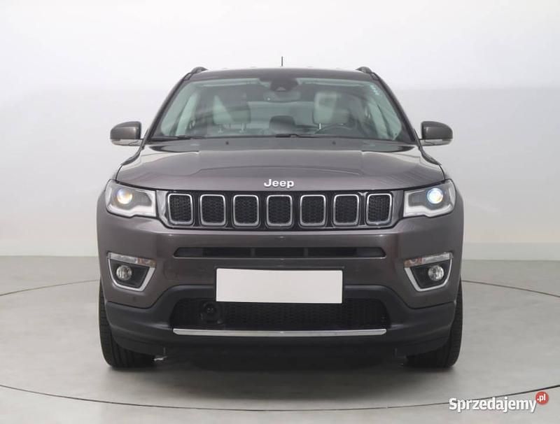 Szary Używany 2018 Jeep Compass SUV | 77 999 zł (Uczciwa cena) - Obraz 1/4