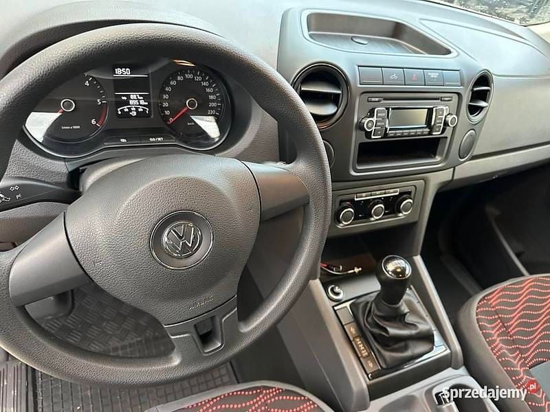 Używany VW Amarok 180 KM (132 kW) 2013 Biały Pickup
