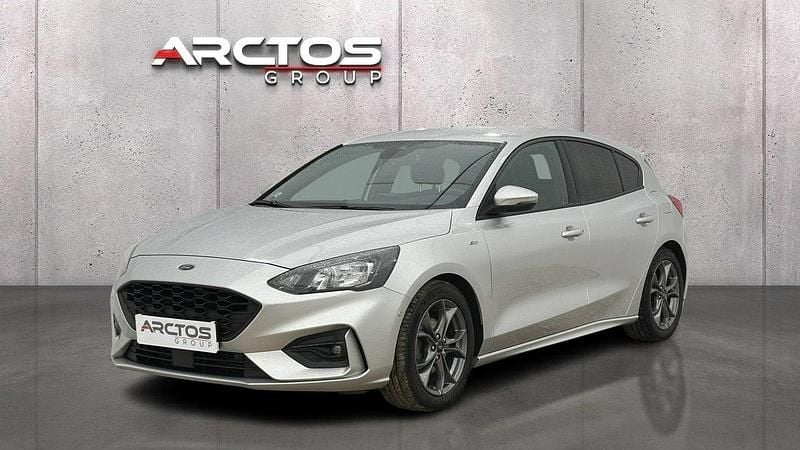 Srebrny Używany 2020 Ford Focus ST-Line Hatchback | 69 900 zł (Dość drogi) - Obraz 1/4