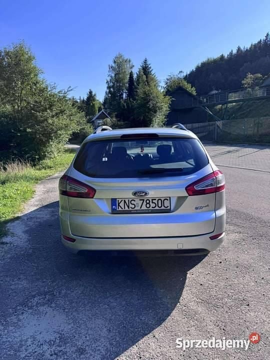 Srebrny Używany 2011 Ford Mondeo Kombi | 8000 zł (Dobra cena) - Obraz 1/3