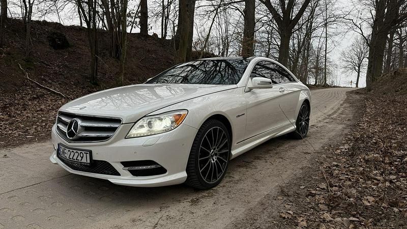Używany Mercedes CL55 AMG AMG 436 KM (320 kW) 2012 Biały Coupe