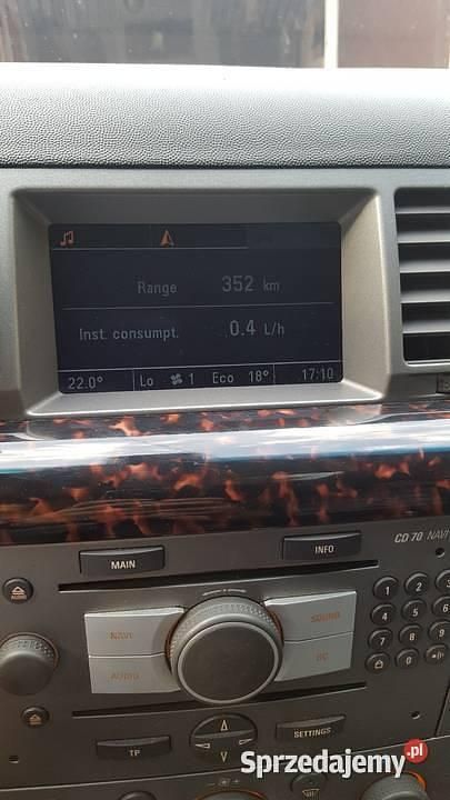 Używany Opel Vectra 2004 Srebrny Kombi