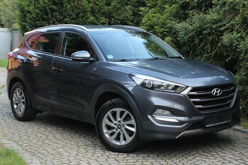 Szary (metalik) Używany 2015 Hyundai Tucson SUV | 57 900 zł (Uczciwa cena) - Obraz 1/4