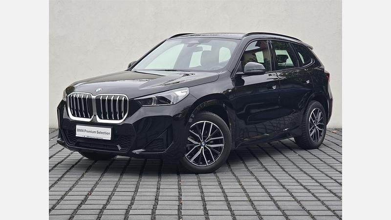 Używany BMW X1 Luxury Line 136 KM (100 kW) 2024 Czarny szafir metalizowany SUV