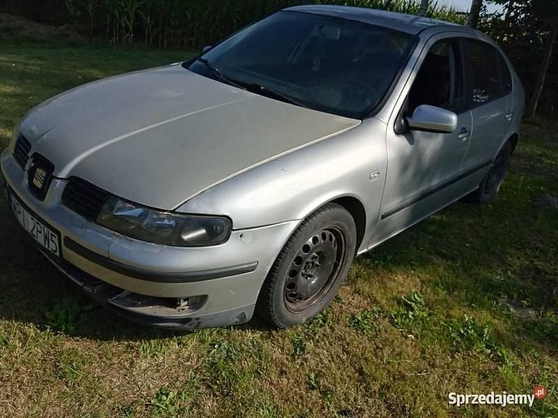 Srebrny Używany 2002 Seat Leon Hatchback | 3300 zł (Dobra cena) - Obraz 1/4
