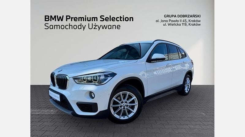 Alpine white 3 Używany 2019 BMW X1 Advantage SUV | 87 500 zł (Uczciwa cena) - Obraz 1/3