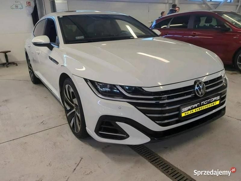 Używany VW Arteon R-line 190 KM (139 kW) 2022 Biały (metalik) Kombi
