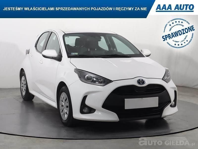 Używany Toyota Yaris 2021 Biały Hatchback