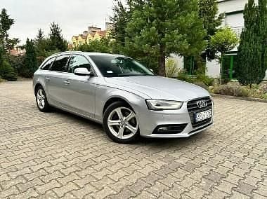 Używany Audi A4 Comfort 170 KM (125 kW) 2015 Srebrny Kombi