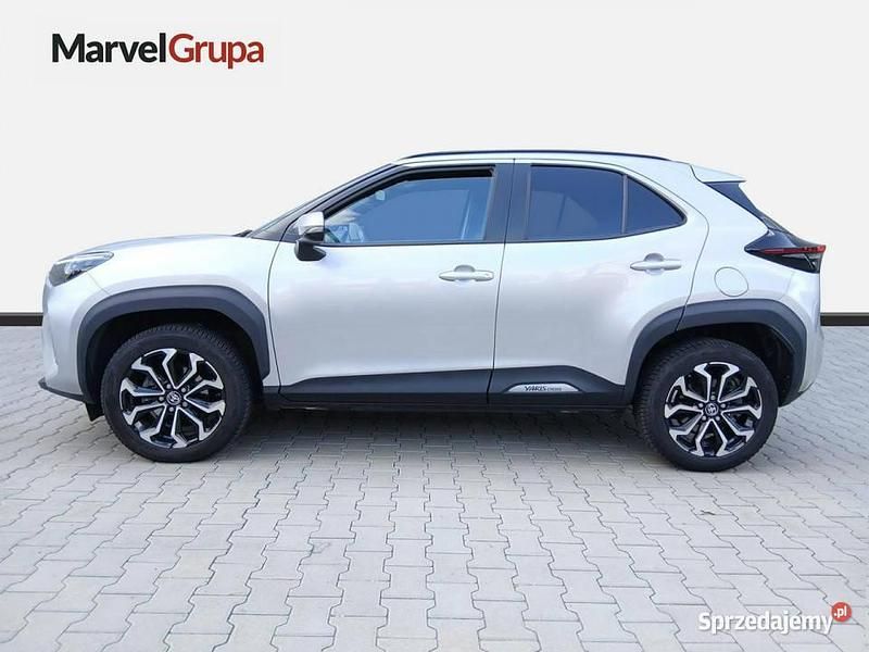 Srebrny Używany 2023 Toyota Yaris Cross Comfort SUV | 109 900 zł (Uczciwa cena) - Obraz 1/4